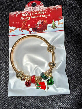Christmas Charm Bracelet Gold & Red NWT